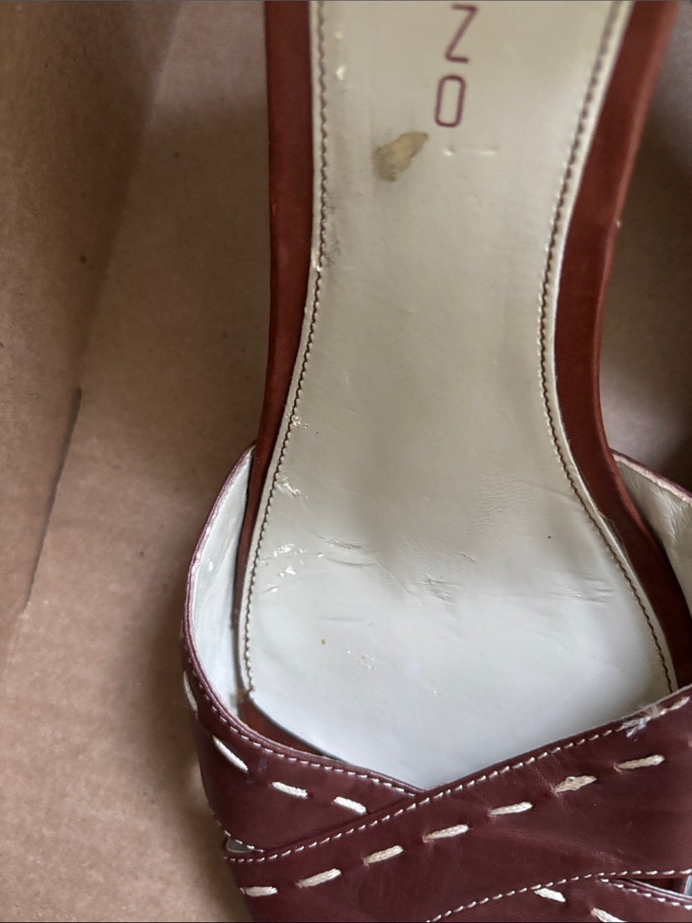 Four Pairs of Beautiful Sandals - Picture 13 of 16